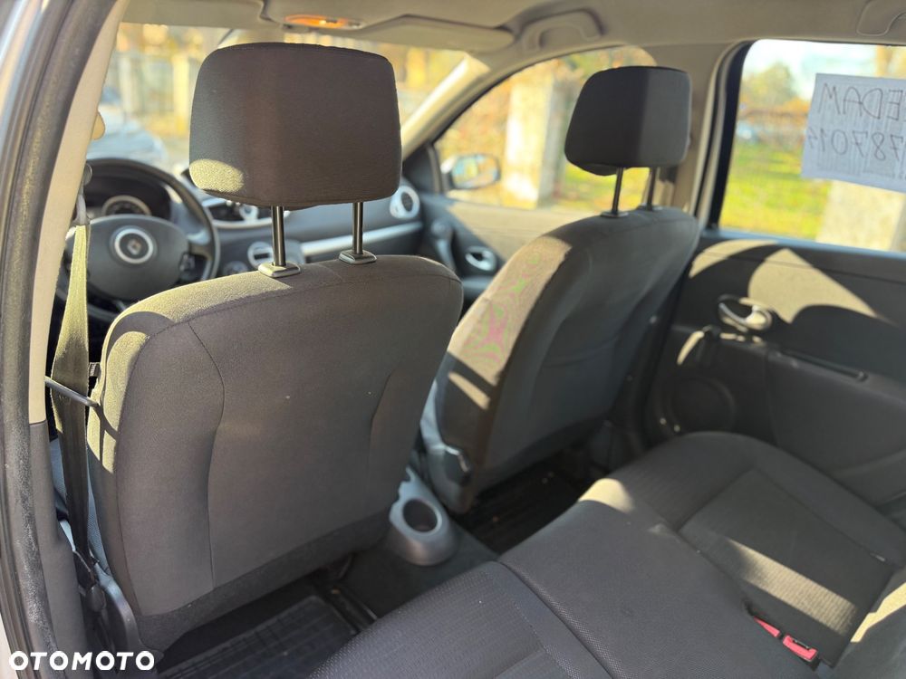 Renault Clio 1.5 dCi Dynamique - 14