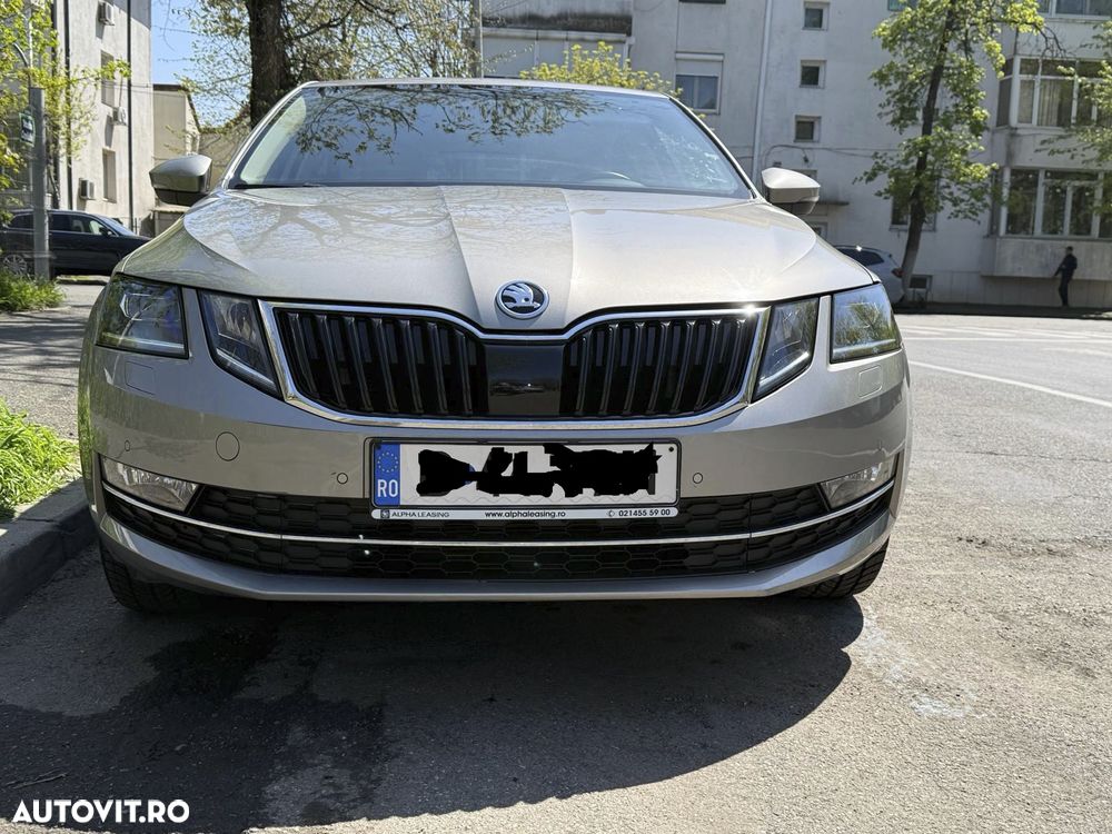 Skoda Octavia 1.6 TDI DSG Style - 3