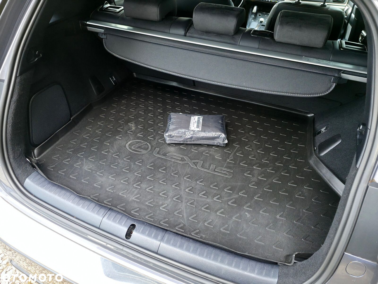 Lexus CT - 15