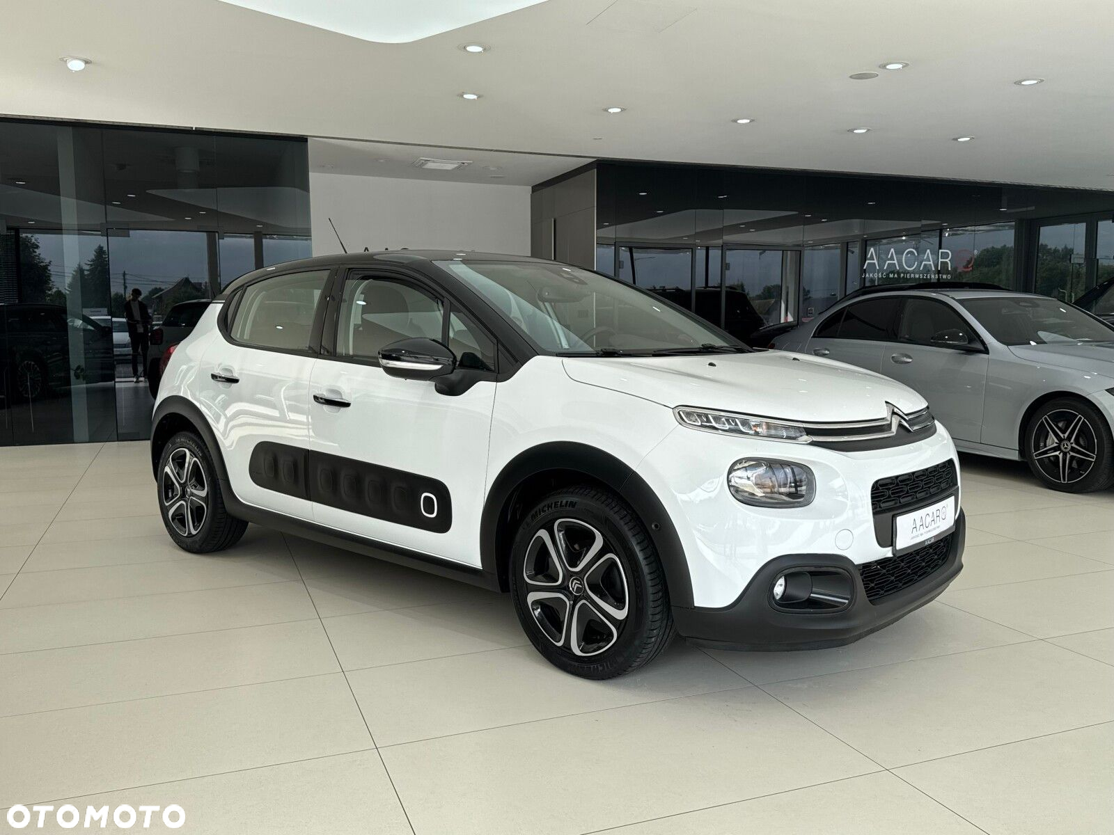 Citroën C3 1.2 PureTech Shine - 6