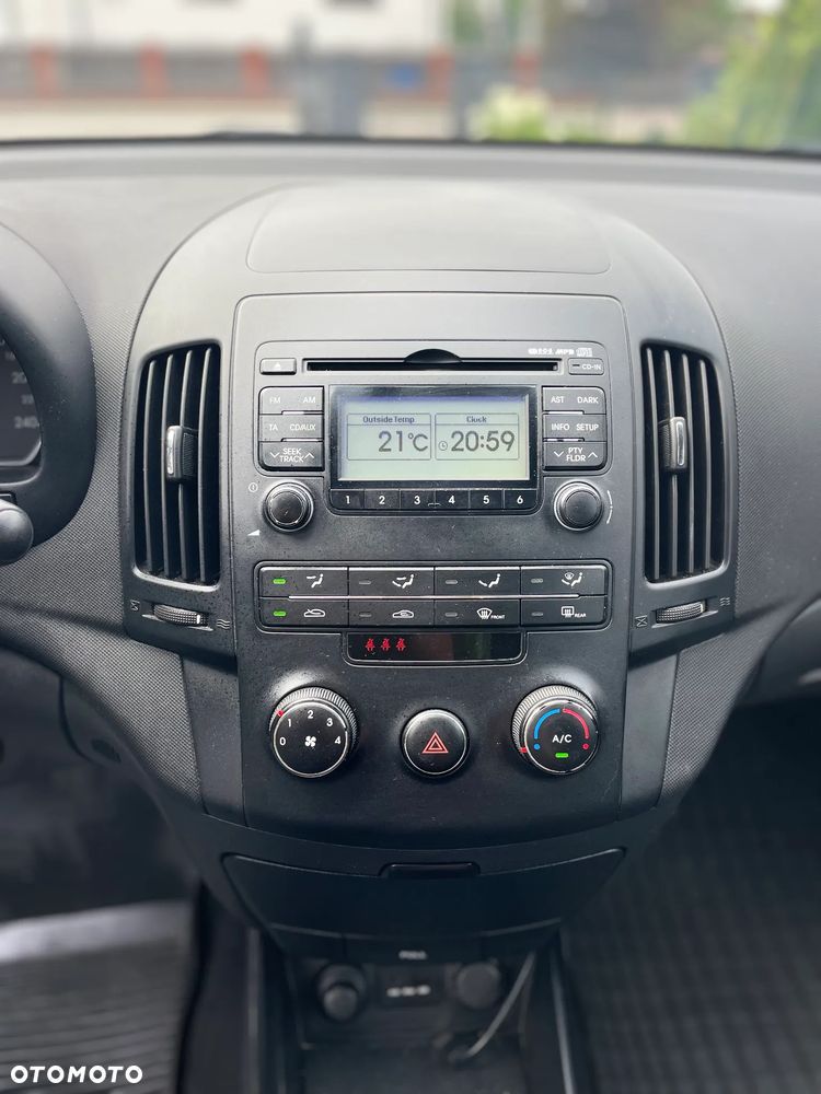 Hyundai i30 1.4 Comfort - 8