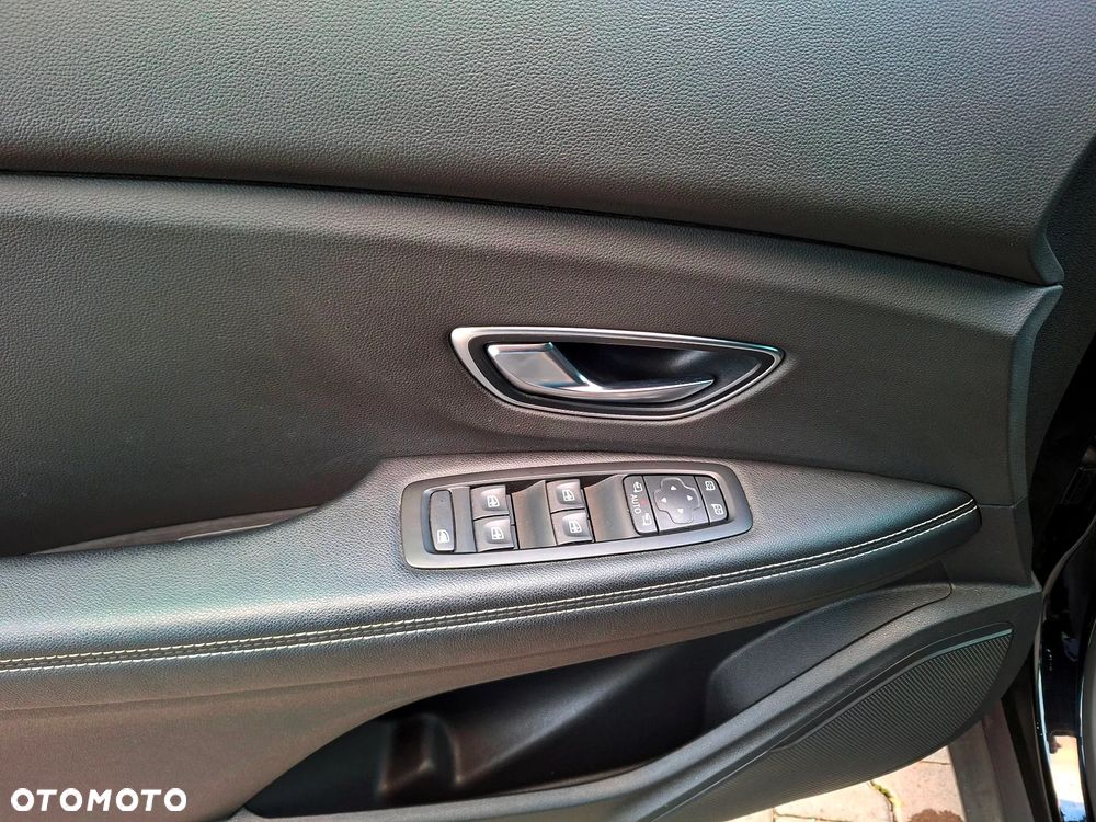 Renault Scenic ENERGY TCe 140 LIMITED - 34