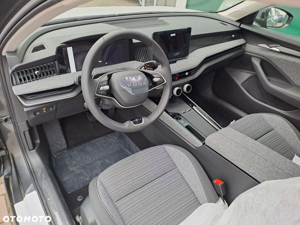 Skoda Superb 2.0 TDI SCR 4x4 Drive DSG - 6