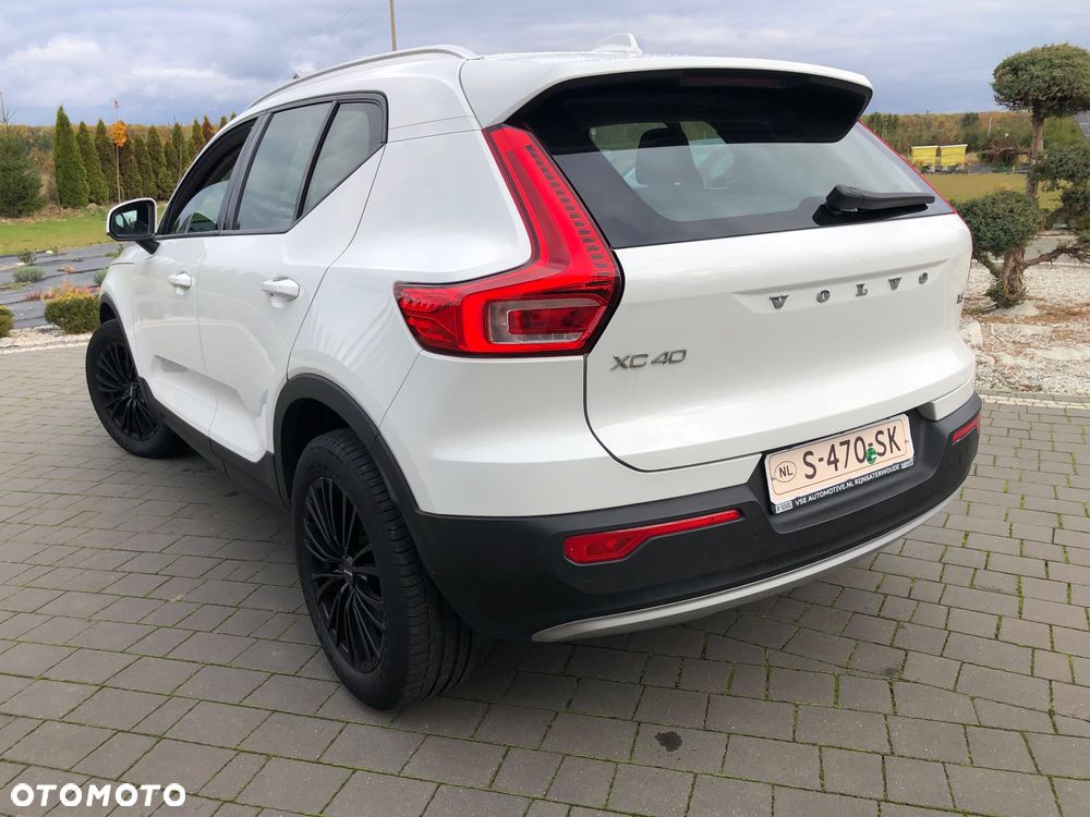 Volvo XC 40 T3 Geartronic RDesign - 11