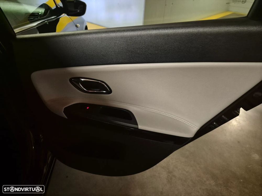 Kia Ceed SW 1.6 CRDi Prime - 39