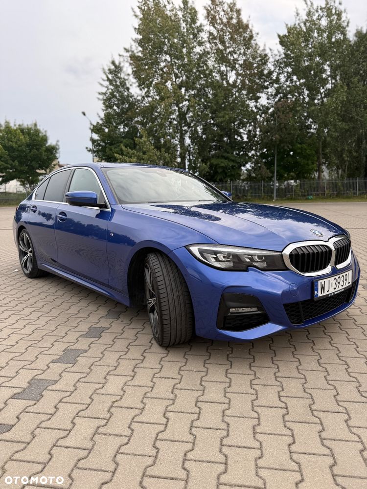BMW Seria 3 320d M Sport - 4