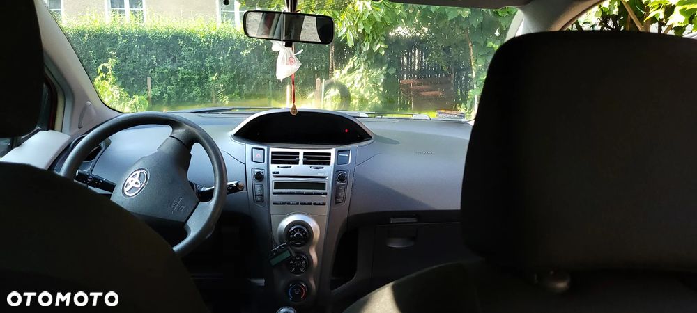 Toyota Yaris 1.0 Luna - 10