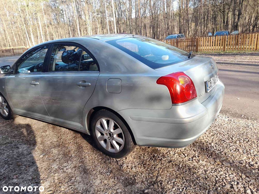 Toyota Avensis 2.0 VVT-i Sol plus - 5