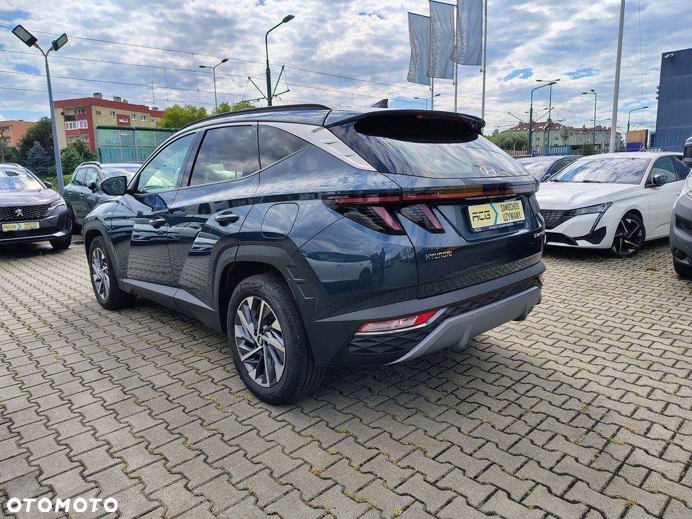 Hyundai Tucson - 4