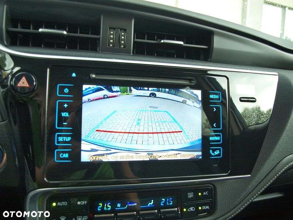 Toyota Auris - 29