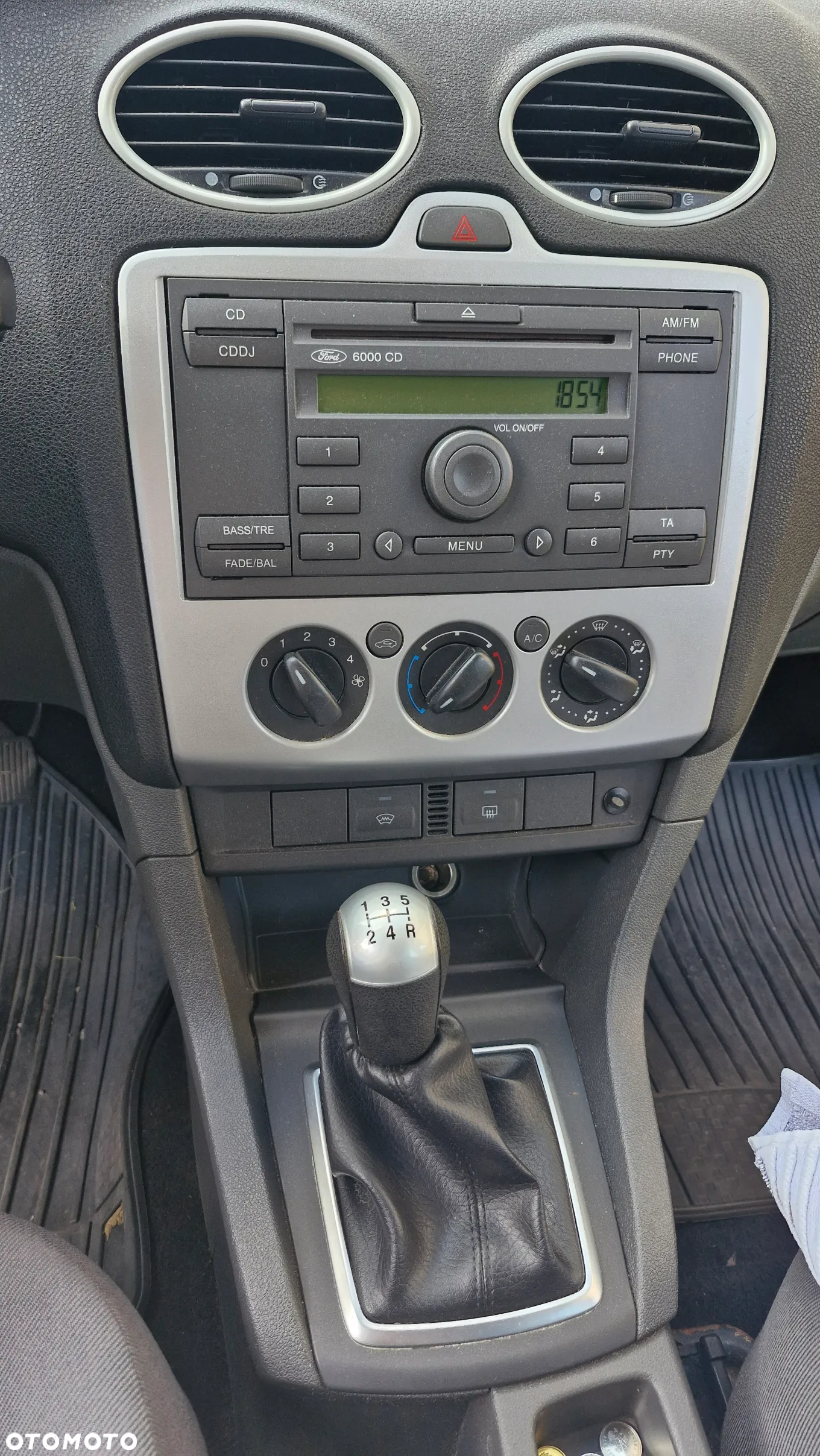 Ford Focus - 8