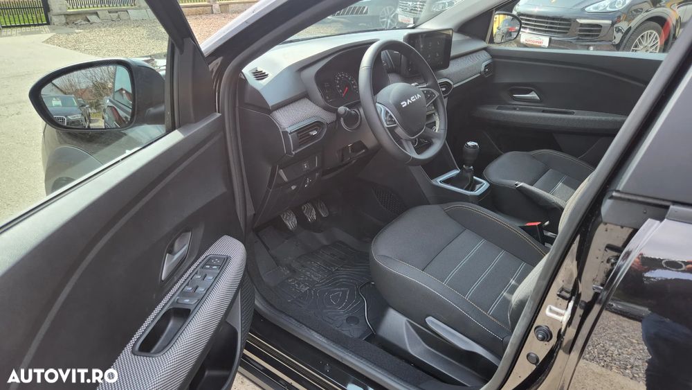 Dacia Sandero Stepway TCe 90 MT6 Expression - 13