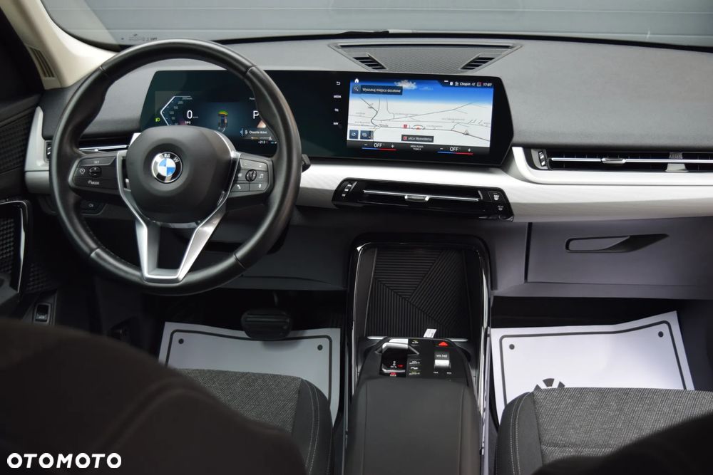 BMW X1 sDrive18d Advantage sport - 39