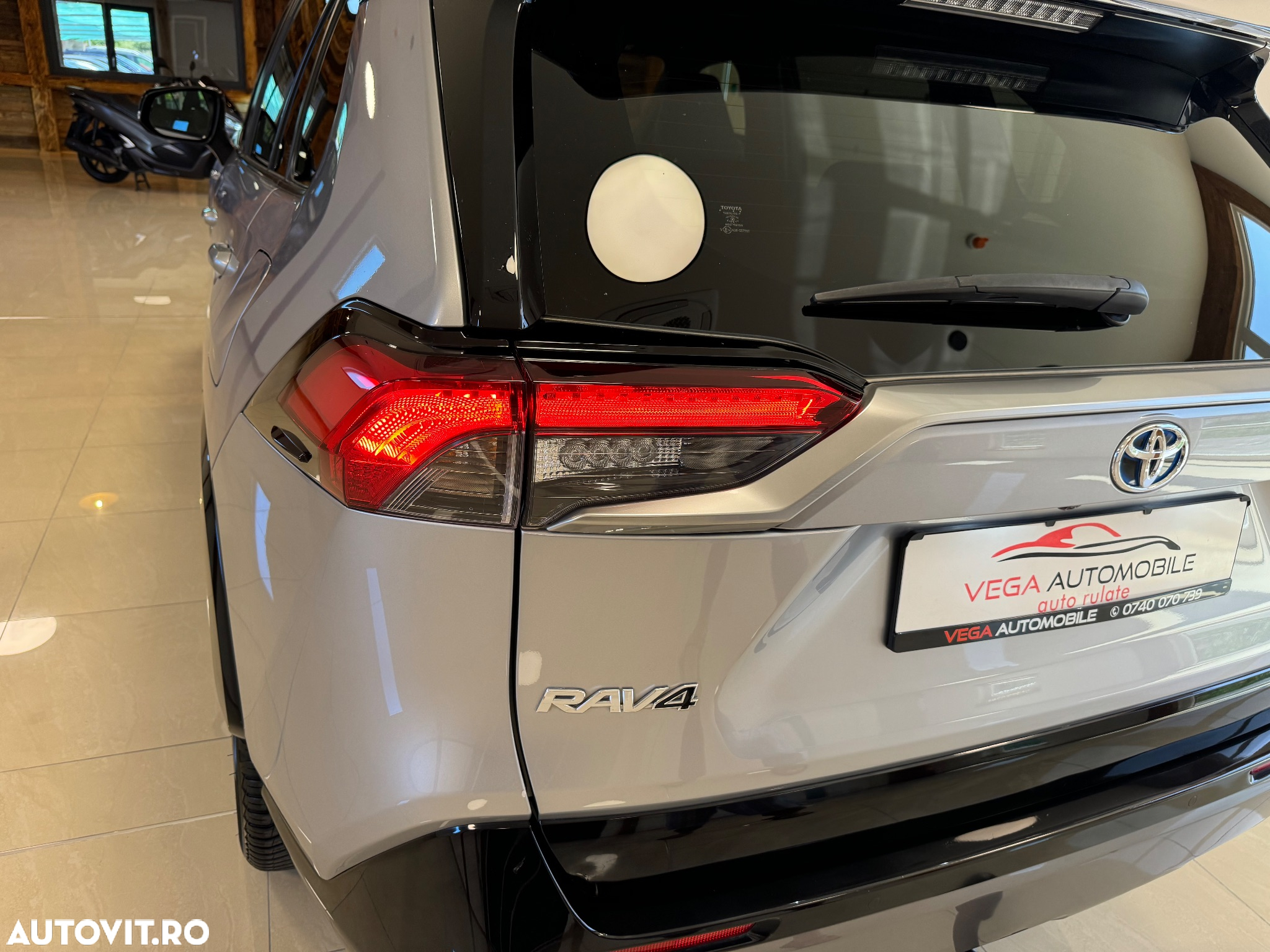 Toyota RAV4 - 36