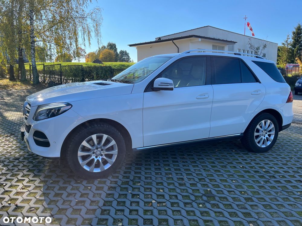 Mercedes-Benz GLE 250 d - 2