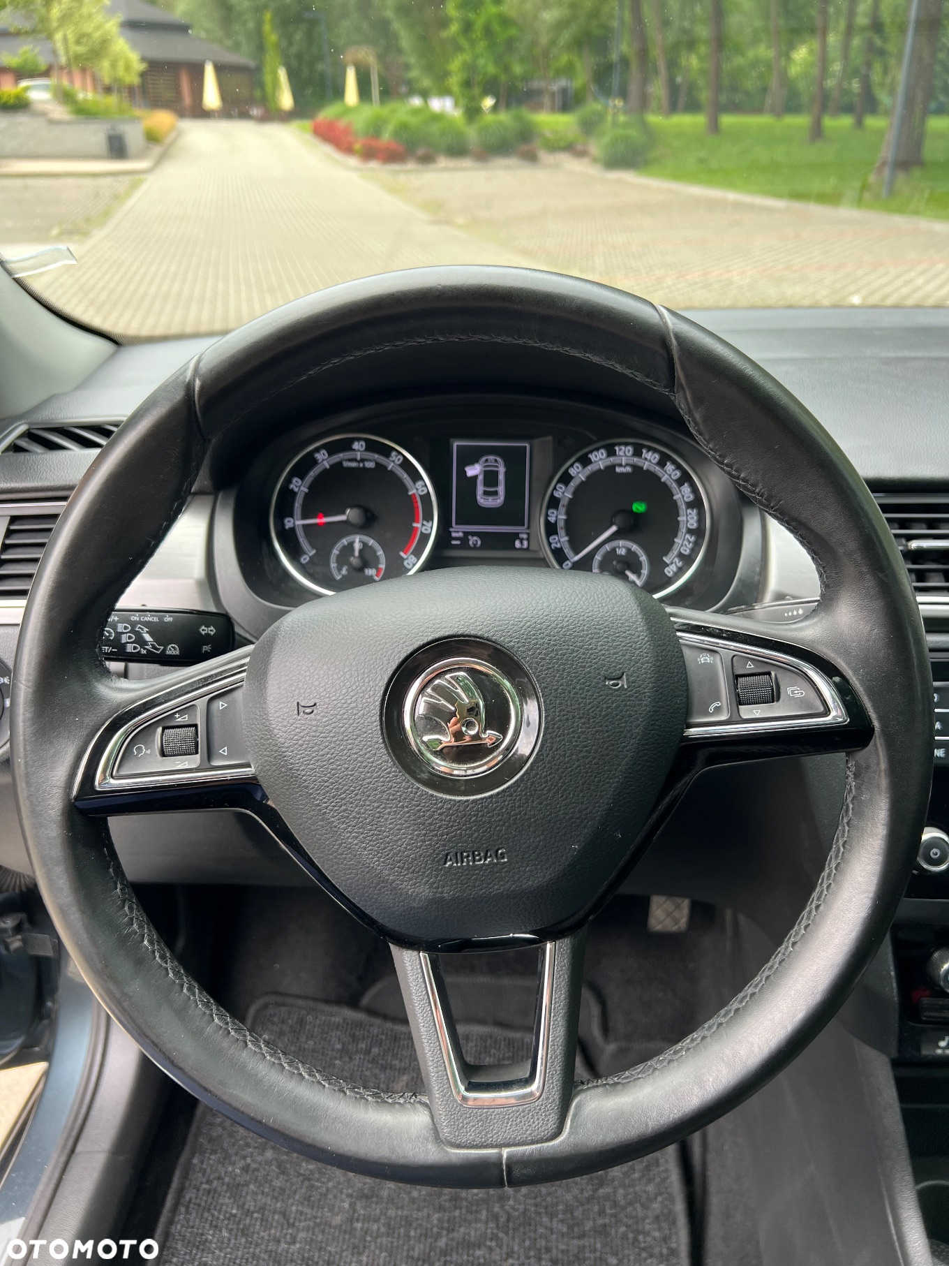 Skoda RAPID Spaceback 1.0 TSI DSG Clever - 25
