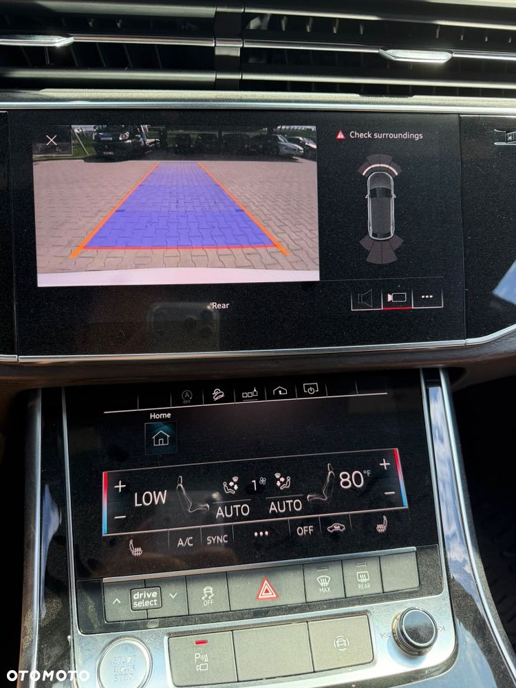 Audi Q8 - 8