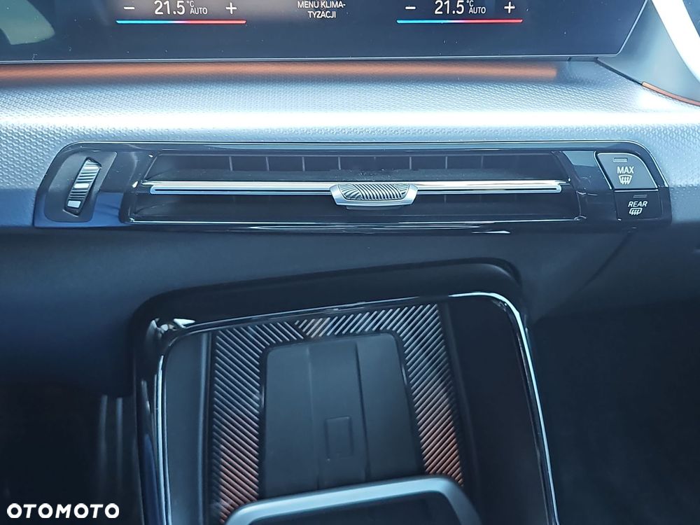 BMW X1 - 17