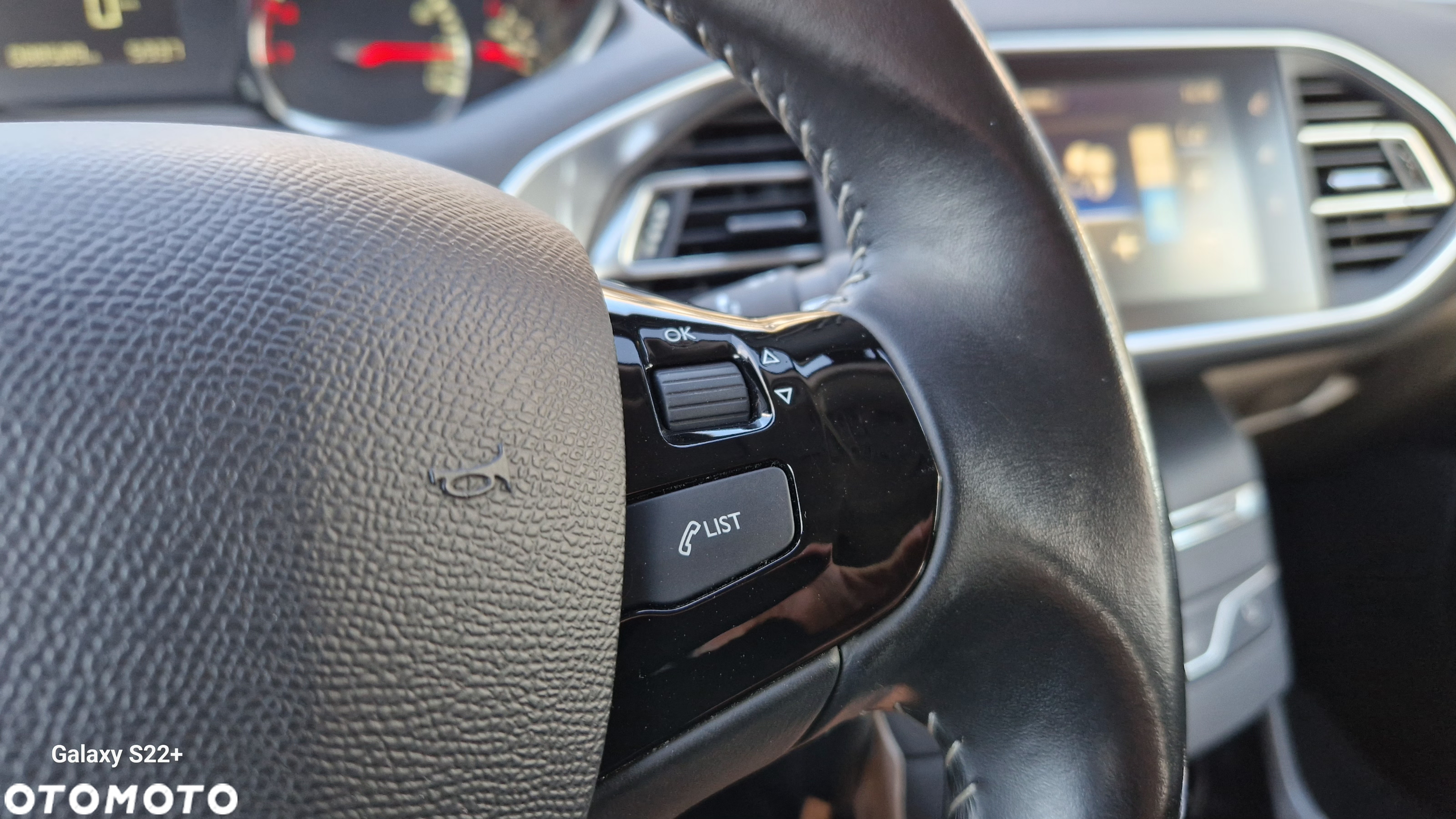 Peugeot 308 SW PureTech 130 Stop & Start Allure - 18