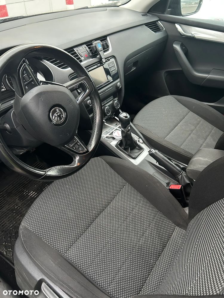 Skoda Octavia - 14