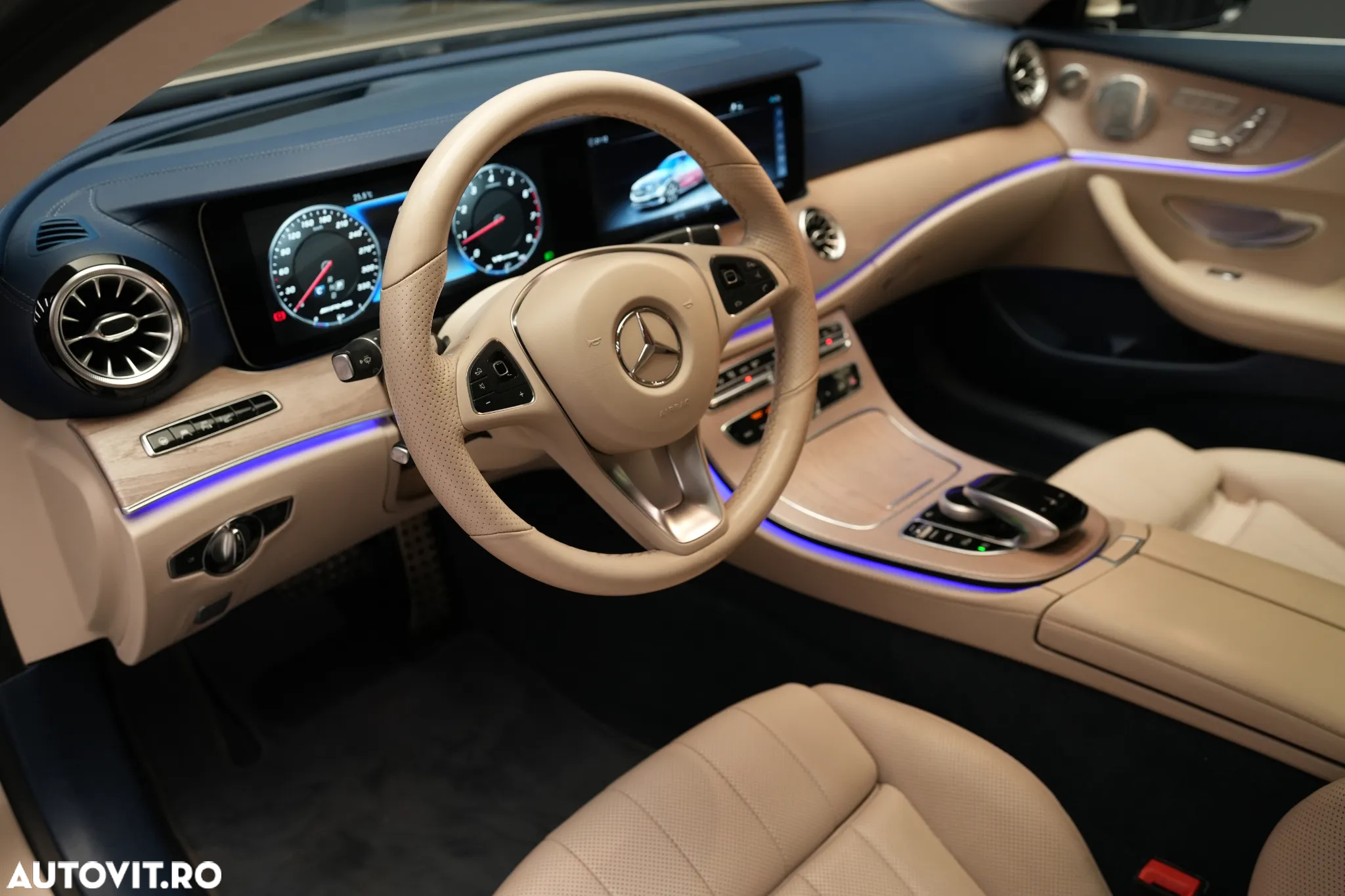 Mercedes-Benz E - 21