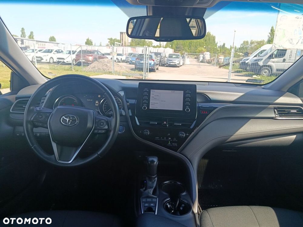 Toyota Camry 2.5 Hybrid Comfort CVT - 11