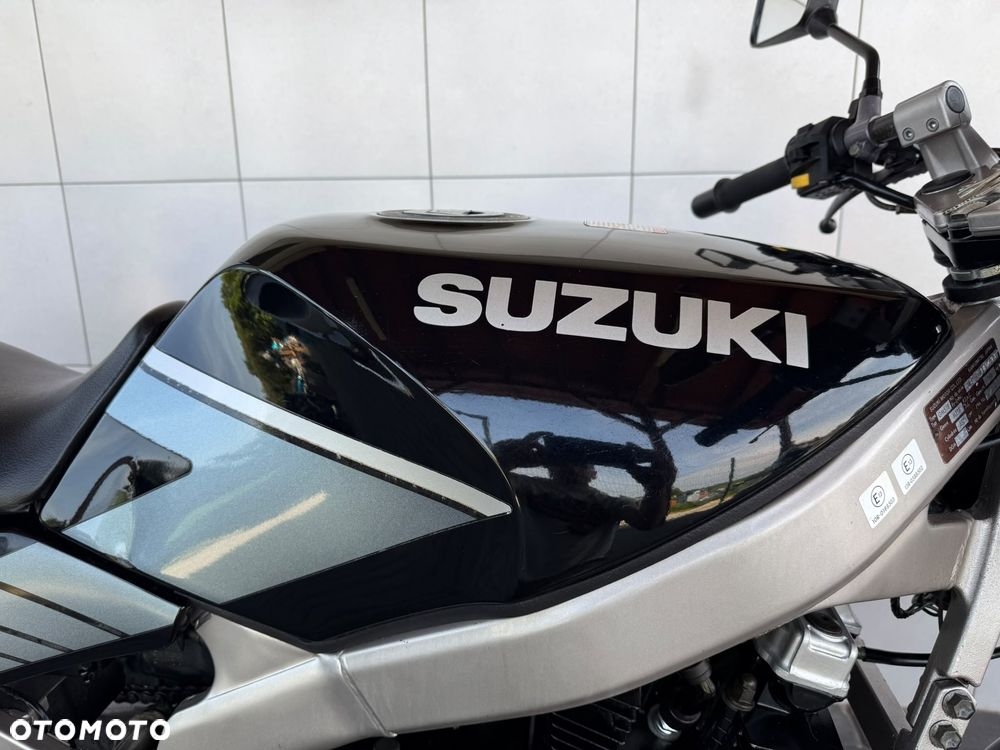 Suzuki GS - 23