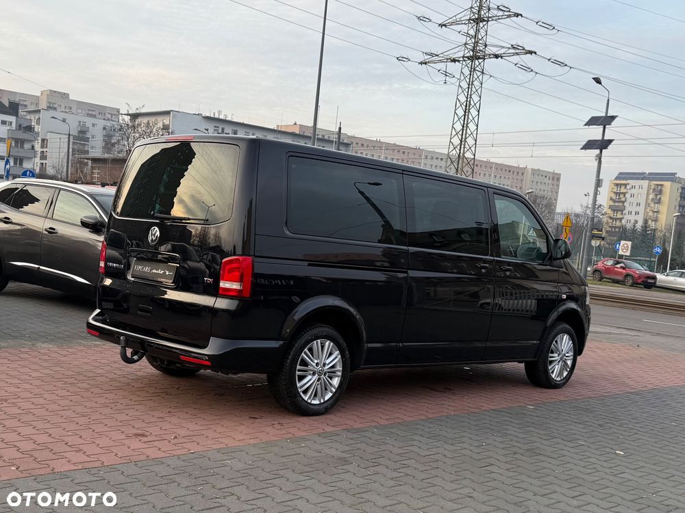 Volkswagen Caravelle - 8