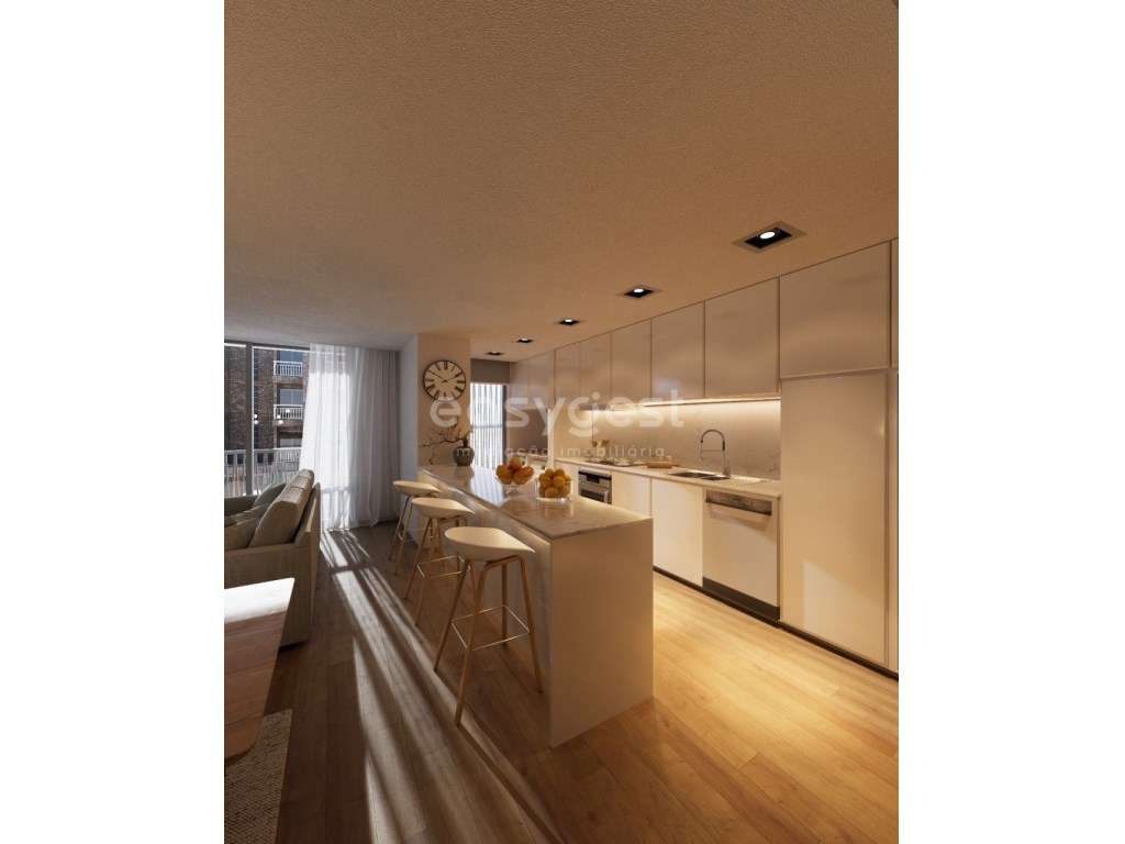 Apartamento T3 com garagem, situado em Albergaria-a-Velha - Grande imagem: 2/14
