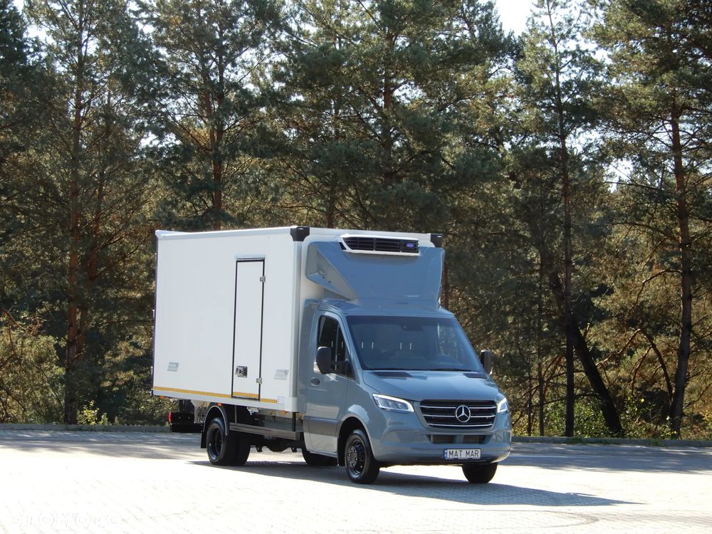Mercedes-Benz Sprinter 519 CDI 190 KM Chłodnia -29*C+20*C V230 Funkcja Grzania 10.E.Palet Boczne Drzwi Izoterma LAMAR Agregat Carrier XARIOS 350 Stan Jak Nowy POLECAM - 2