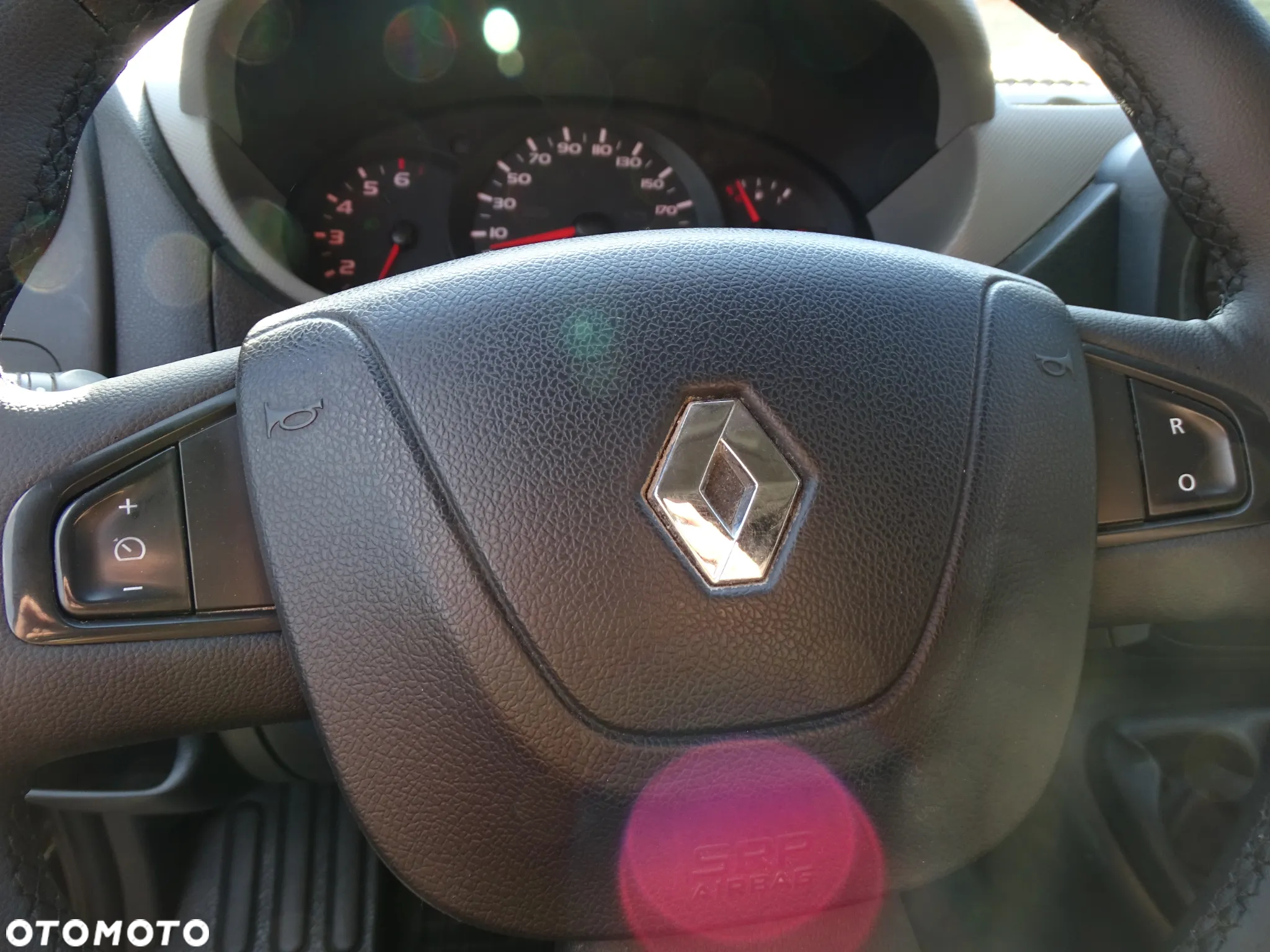 Renault MASTER 2,3 TDC ,L2 H2. KLIMATYZACJA, TEMPOMAT, HAK , ZAREJESTROWANY NA MNIE. - 9