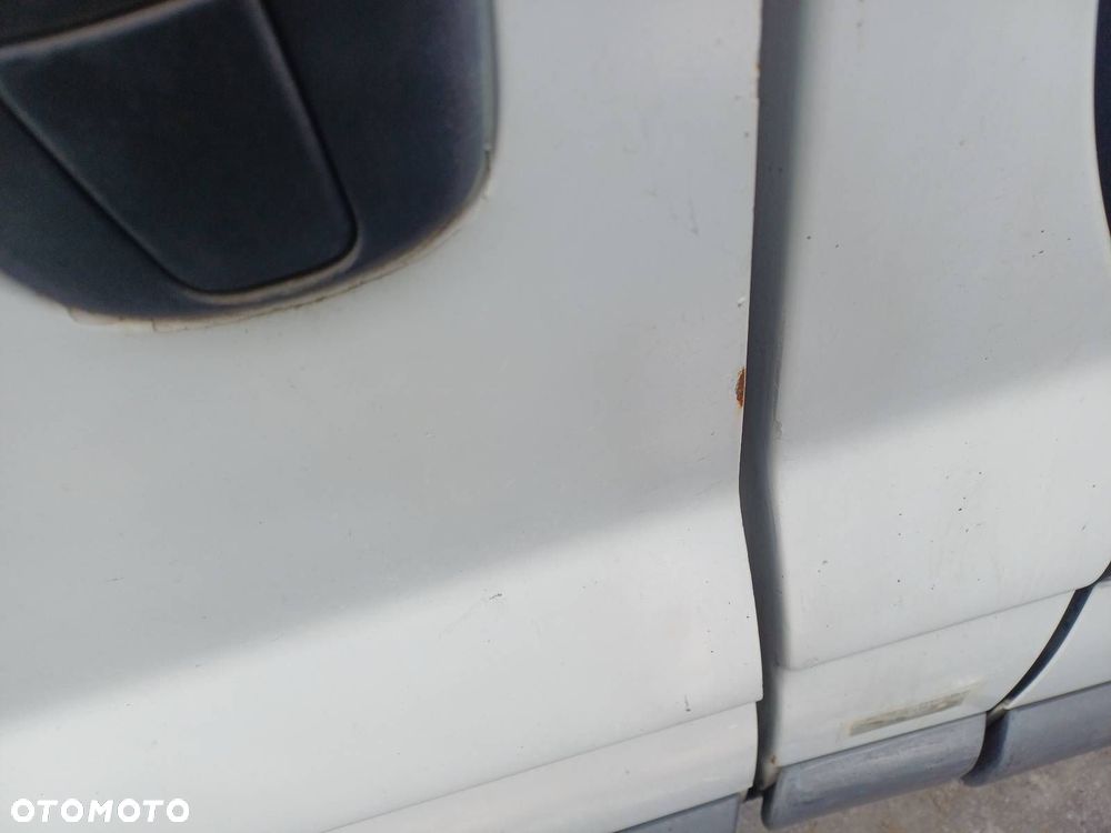 DRZWI KOMPLETNE PRZESUWNE PRAWE RENAULT TRAFIC II 0D31 - 3