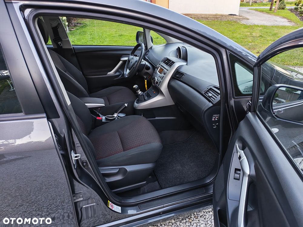 Toyota Verso 1.8 Sol plus - 13