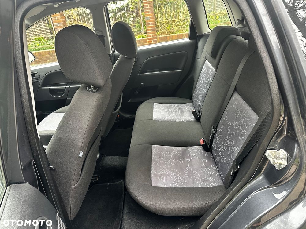 Ford Fiesta - 14