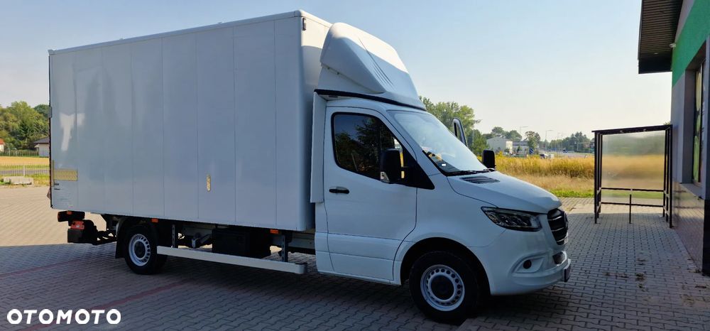 Mercedes-Benz Sprinter - 3