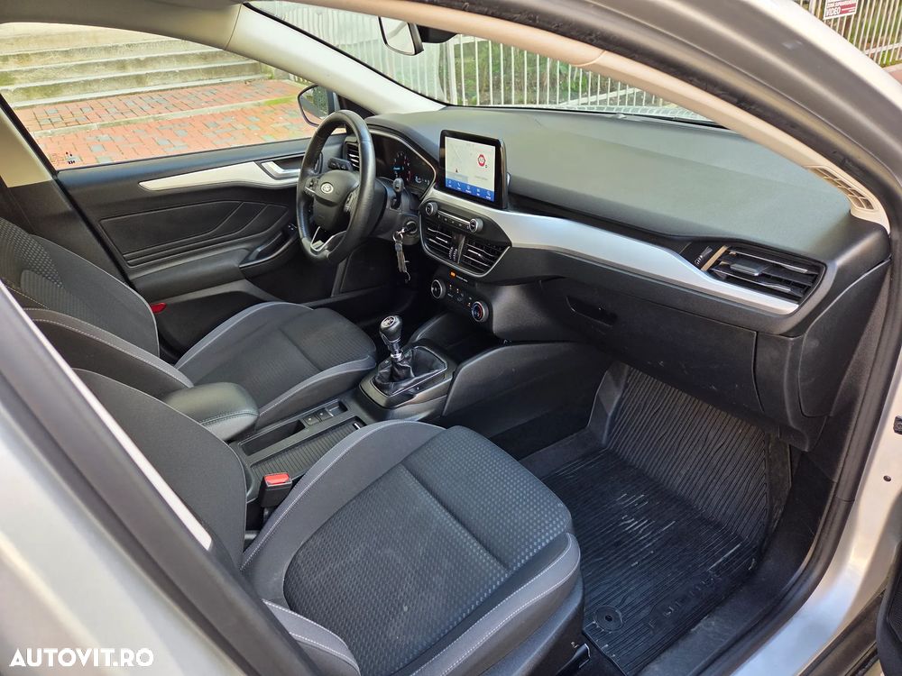 Ford Focus 1.0 EcoBoost Connected - 3