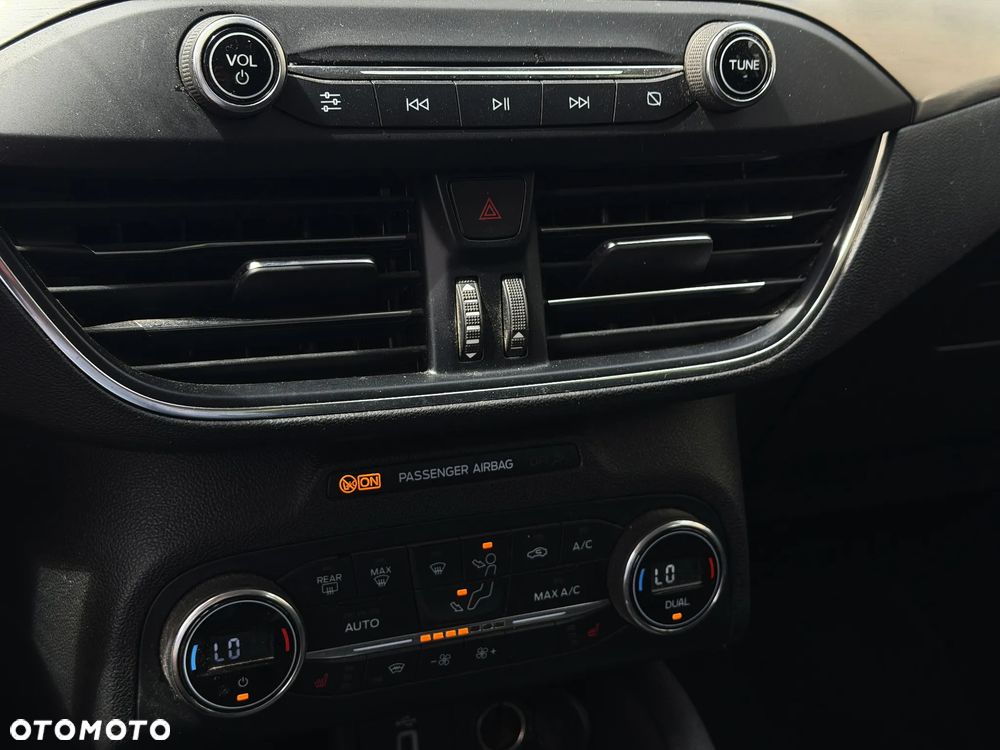 Ford Focus 1.5 EcoBlue STart-Stopp-System TITANIUM - 15