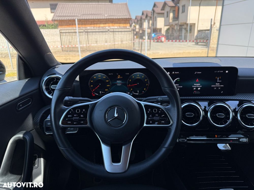 Mercedes-Benz CLA 180 7G-DCT Progressive - 9