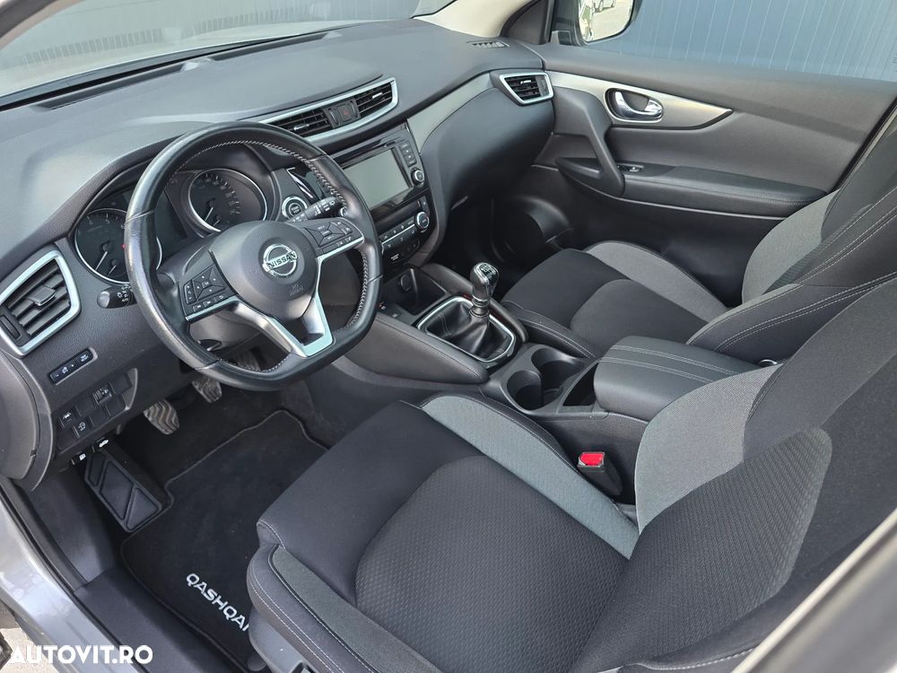 Nissan Qashqai 1.3 DIG-T N-CONNECTA - 6