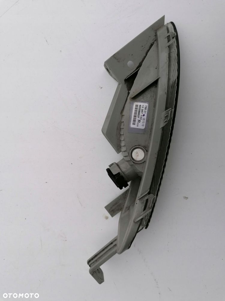 Prawy kierunkowskaz OPEL Astra J 4 IV lift - 2