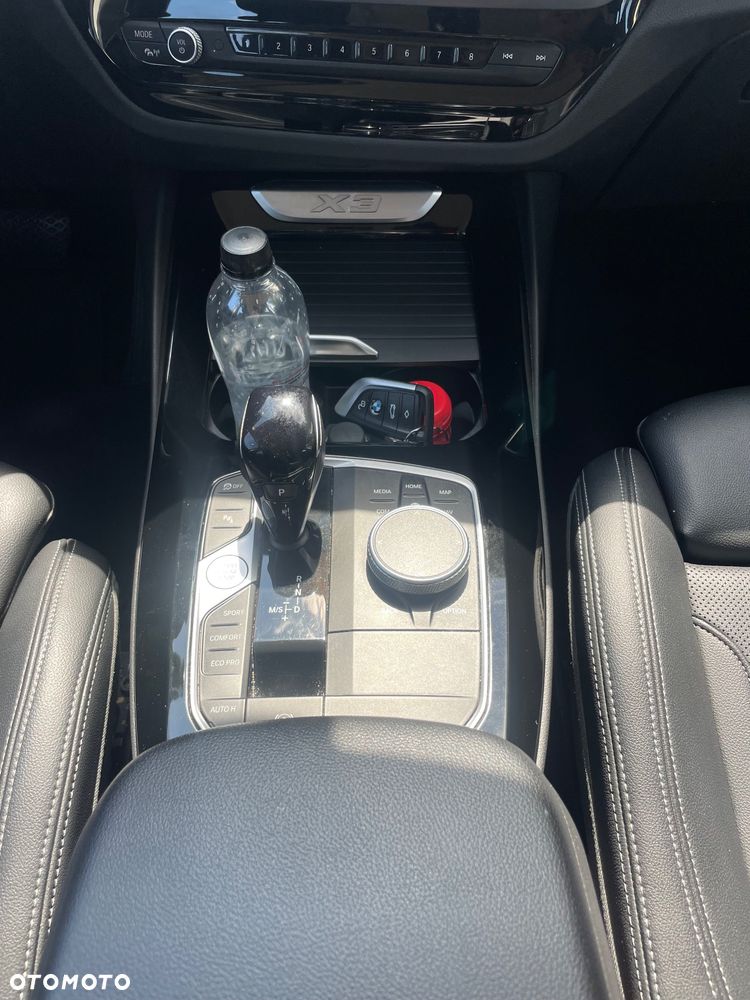 BMW X3 sDrive18d MHEV Luxury Line sport - 19