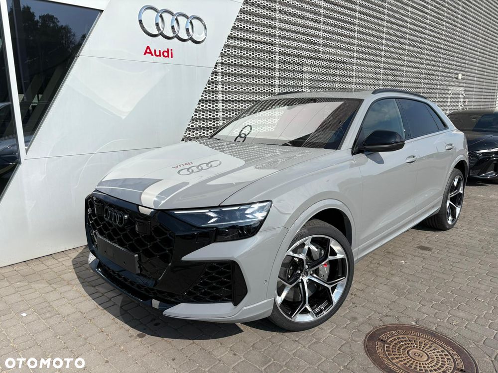 Audi RS Q8 - 2