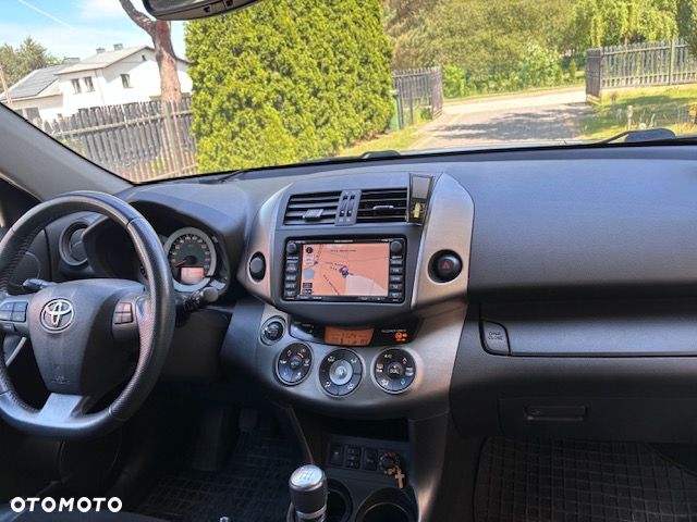 Toyota RAV4 2.0 4x2 - 10