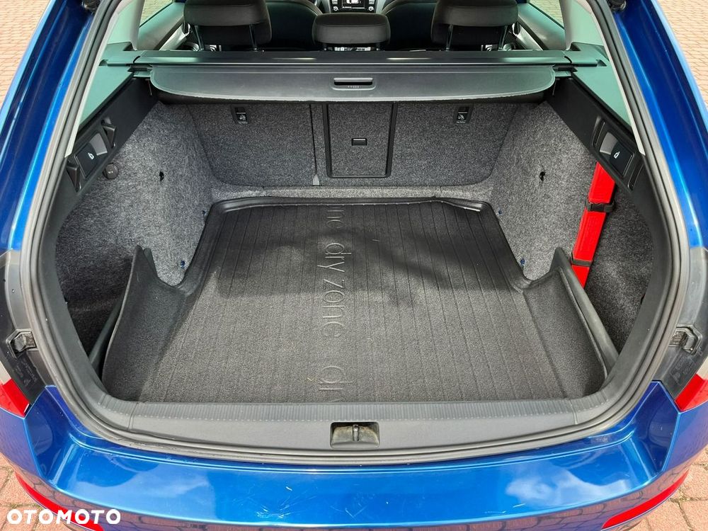 Skoda Octavia 2.0 TDI 4x4 Elegance - 39