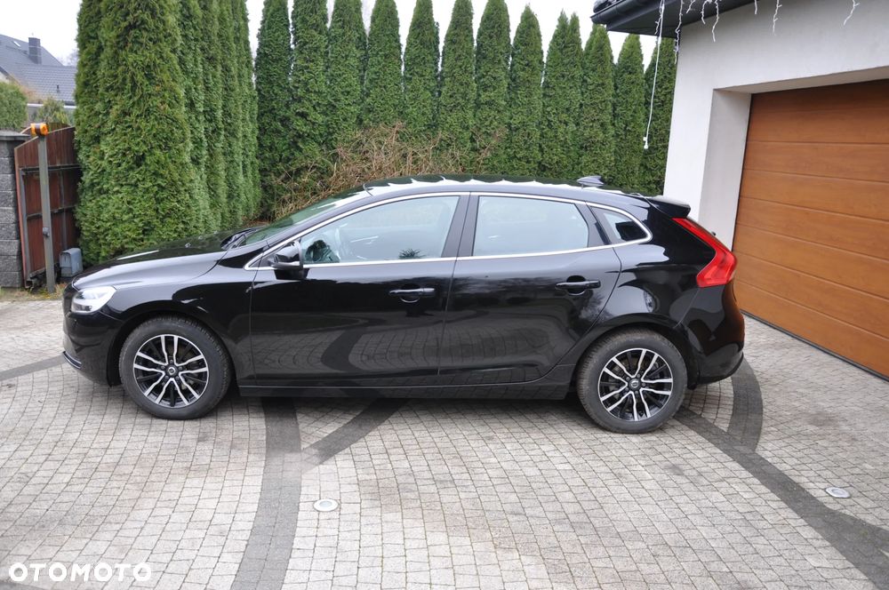 Volvo V40 D2 Inscription - 3