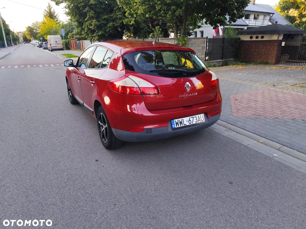 Renault Megane 1.6 16V Expression - 11
