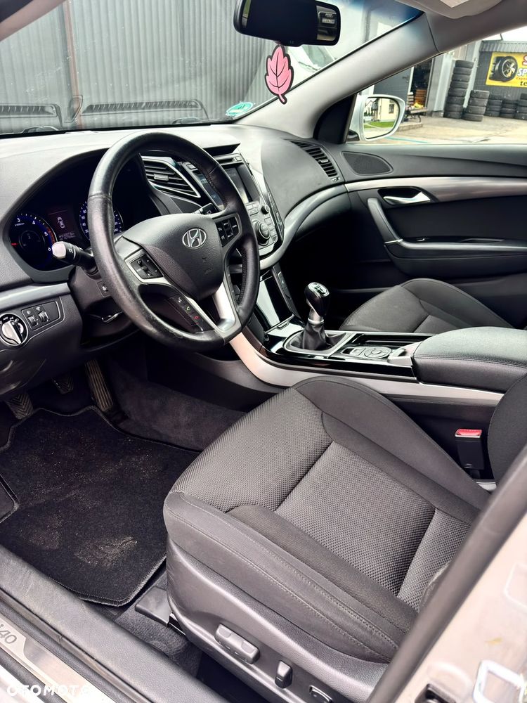 Hyundai i40 i40cw 1.7 CRDi Fifa World Cup Edition - 19