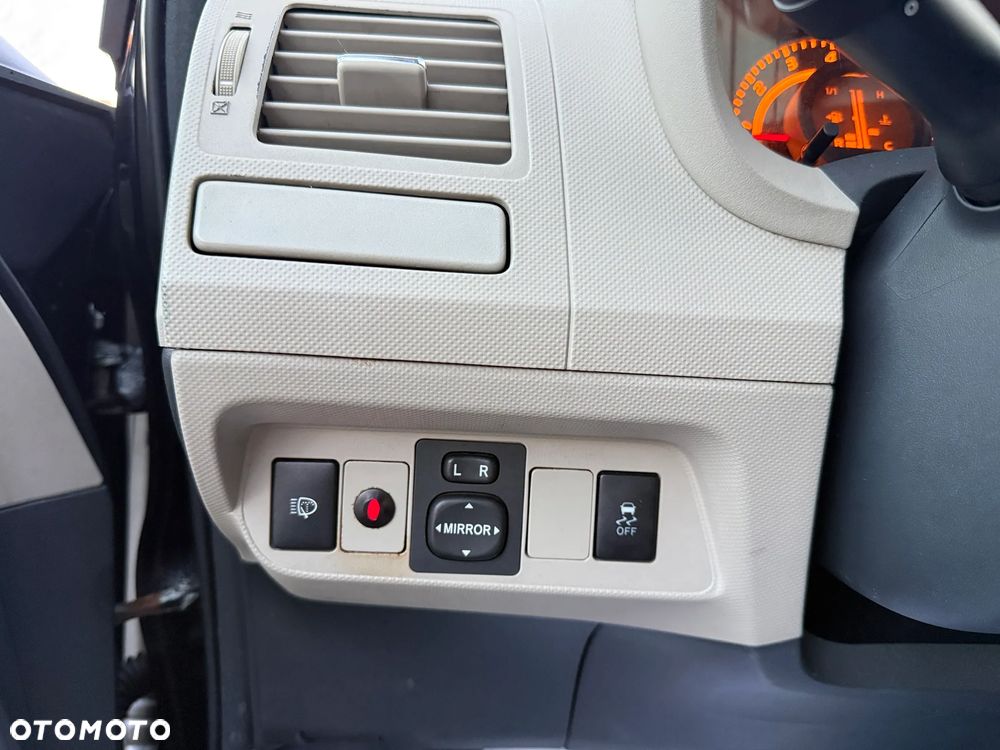 Toyota Auris 1.8 Premium - 9