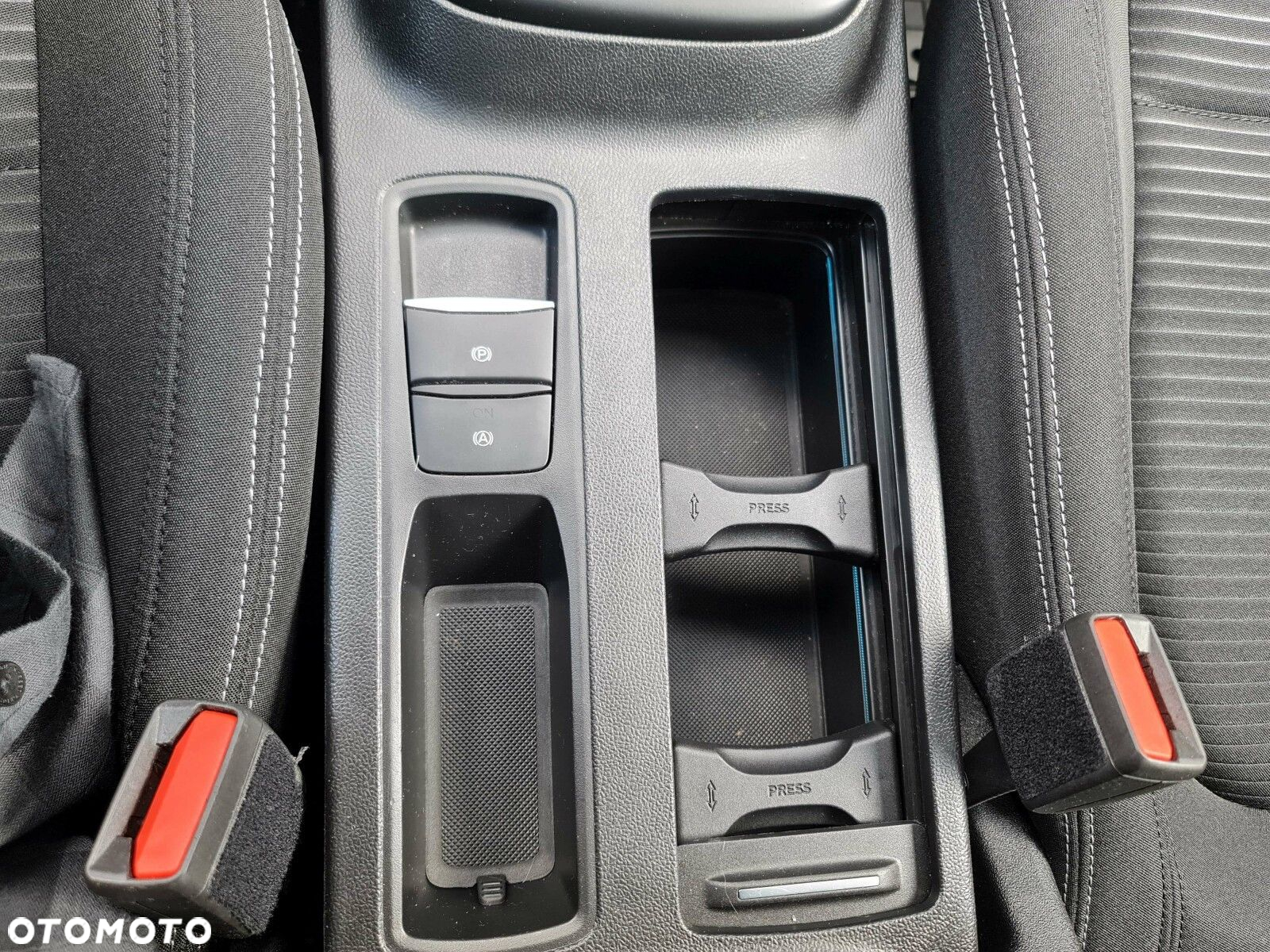 Ford Focus - 24