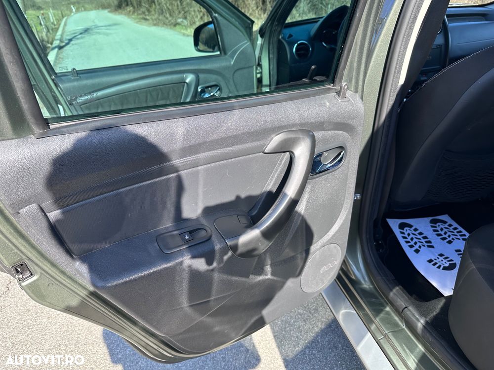 Dacia Duster 1.5 dCi 4x2 Prestige - 15